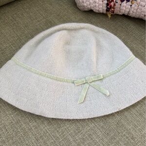 GAP Light Green Knit Sweater Bucket Hat